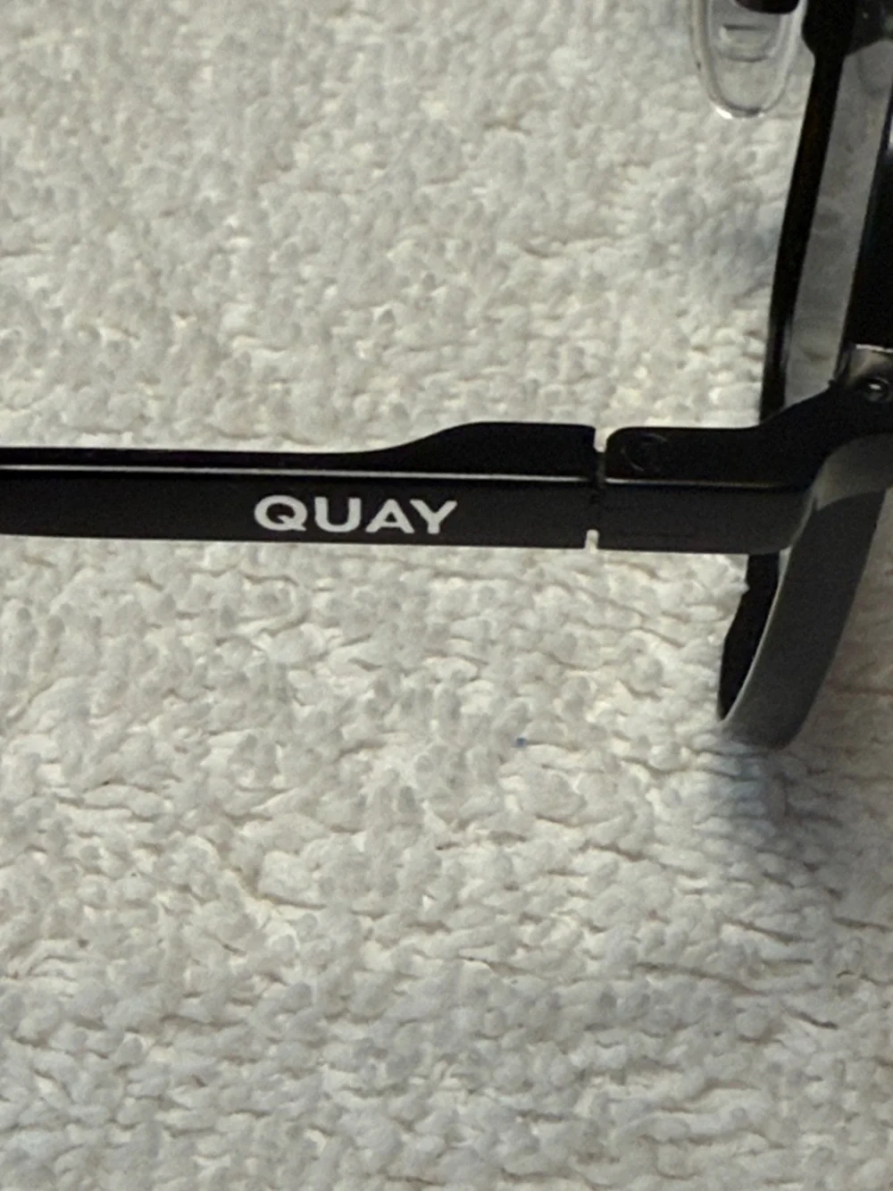 QUAY Unisex BODY GUARD Black / Black Polarized Sunglasses